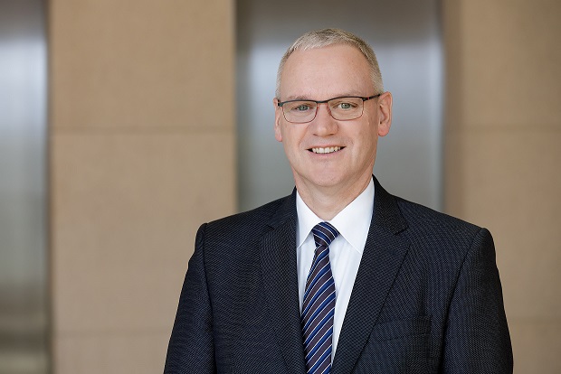 Porträt von Dr. Stefan Hussy, DGUV 